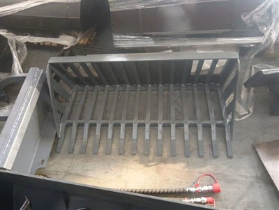 Mini Skid Steer skalní kbelík